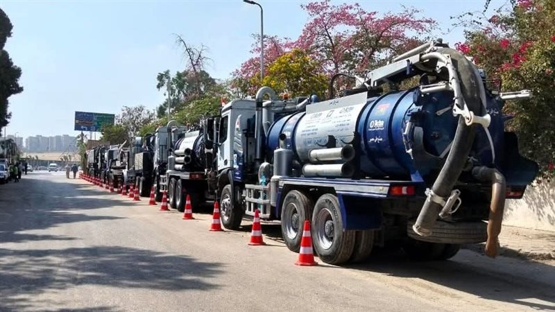 عربات المياه التابعة للشركة القابضة 