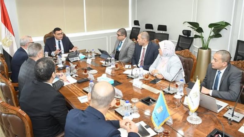 وزير الإسكان