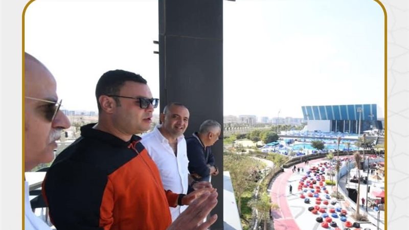 وزيرا الإسكان والشباب