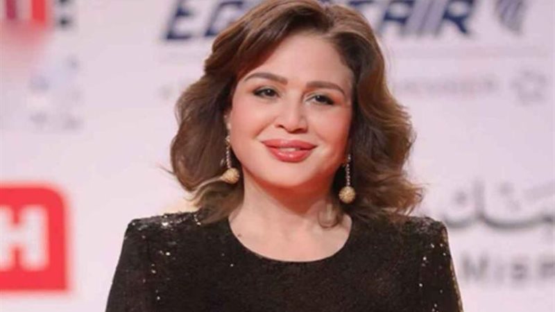 إلهام شاهين في حوار خاص للأيام المصرية