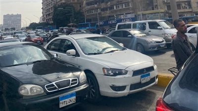 شلل وتكدس بشوارع القاهرة والجيزة، هل للمتحف المصري الكبير علاقة؟ (فيديو)