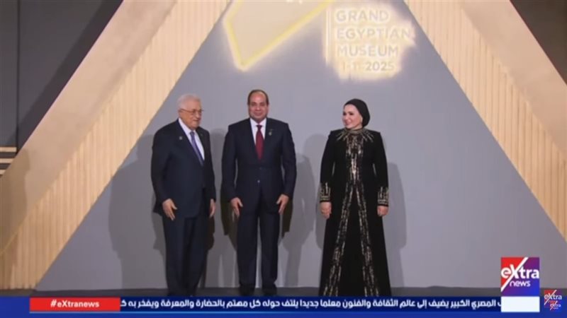 الرئيس السيسي يستقبل الوفود للمشاركة في حفل الافتتاح