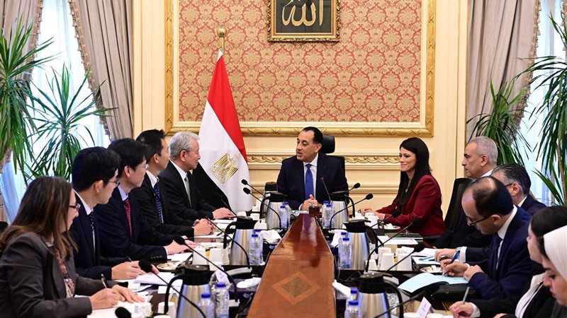 رئيس الوزراء يلتقي رئيس الوكالة اليابانية للتعاون الدولي