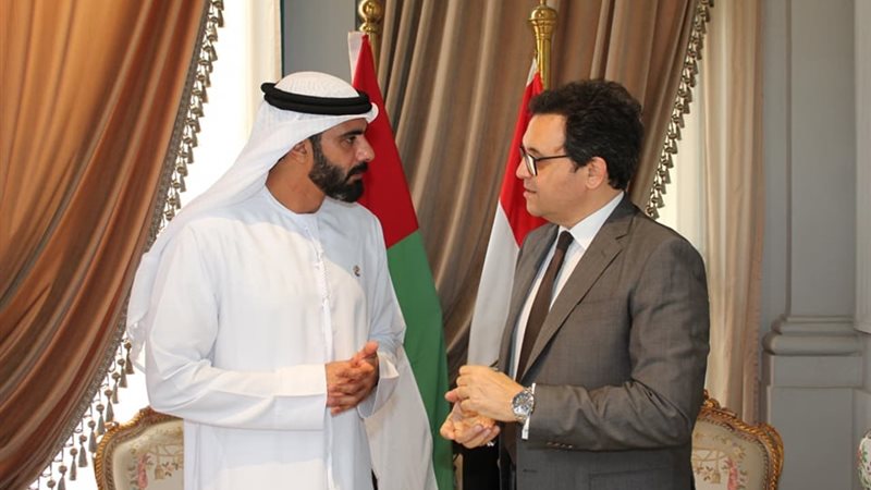 وزير الثقافة المصري ونظيره الإماراتي يوقعان مذكرة تفاهم للتع