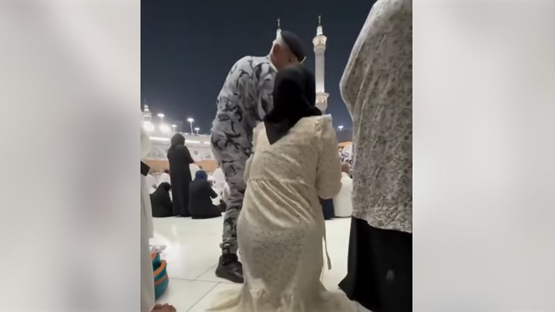 الاعتداء على معتمر مصري في الحرم