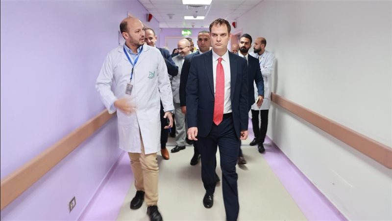 جولة بريطانية بمستشفى