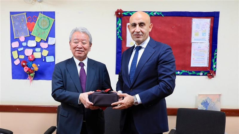 وزير التعليم ورئيس الوكالة اليابانية للتعاون الدولي (جايكا)