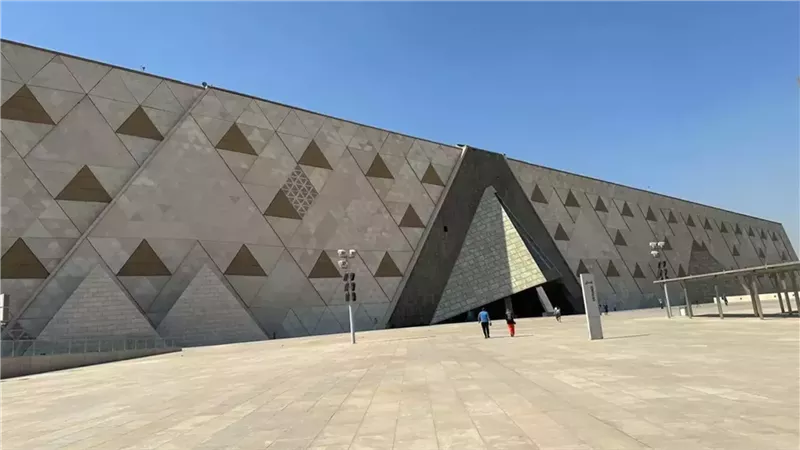 المتحف المصري الكبير  